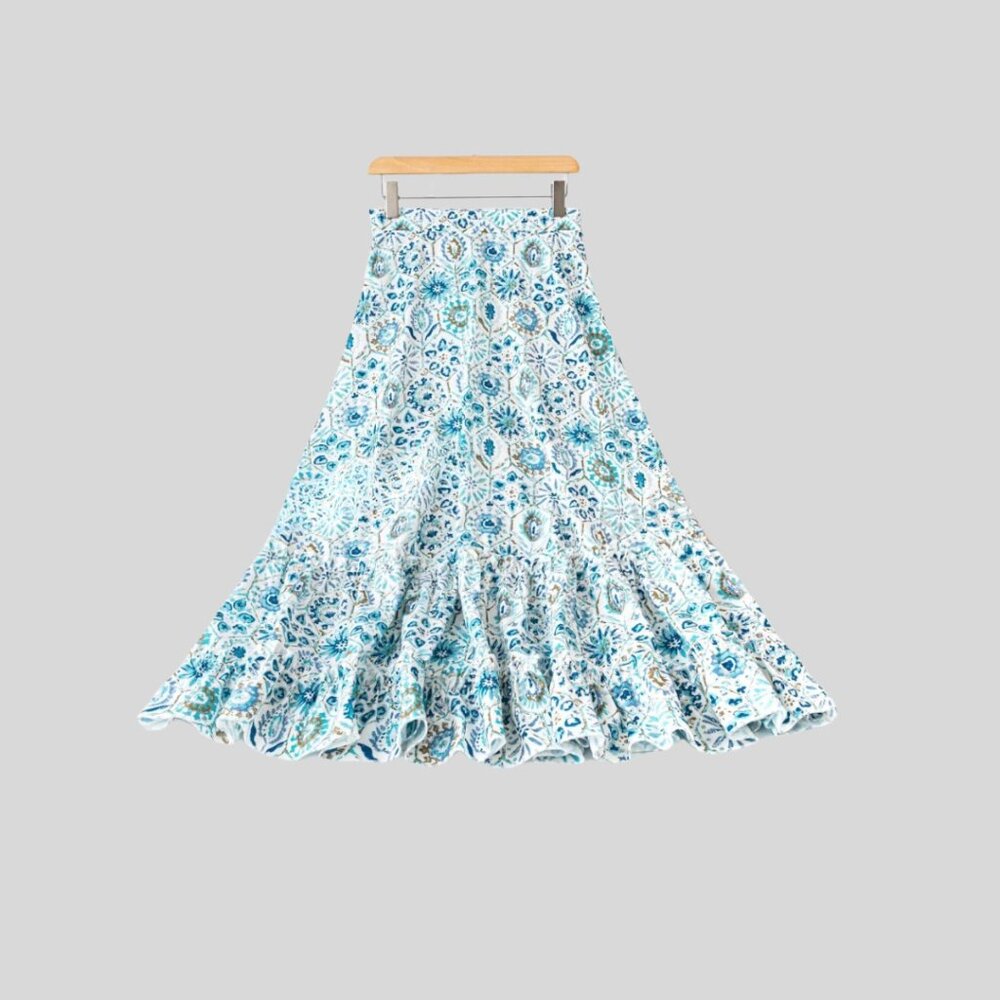 LAST ONE ๐ฅ Boho Printed Maxi Skirt With Umbrella Hem Blue - Picture 2 of 4